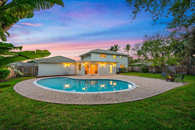 4143 Hickory Drive, Palm Beach Gardens, FL 33418