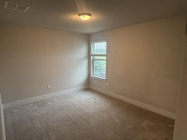 8615 McKamy DR, Austin, TX 78744