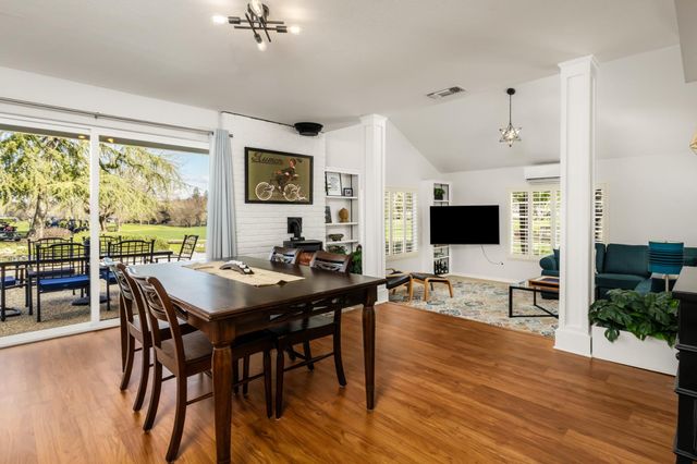 18190 Lake Forest Dr, Penn Valley, CA 95946