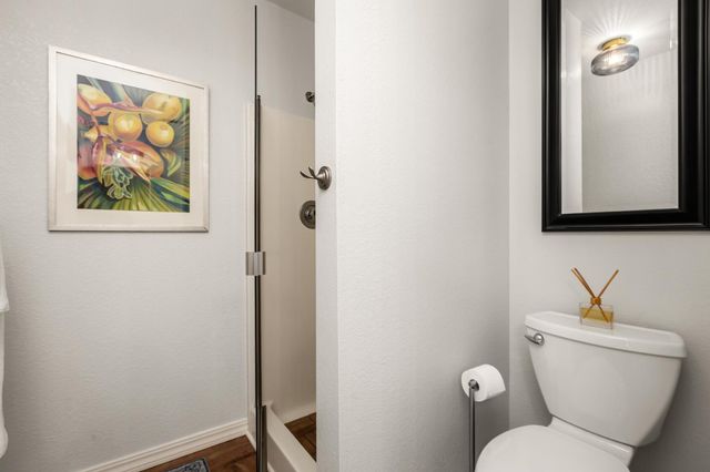 18190 Lake Forest Dr, Penn Valley, CA 95946