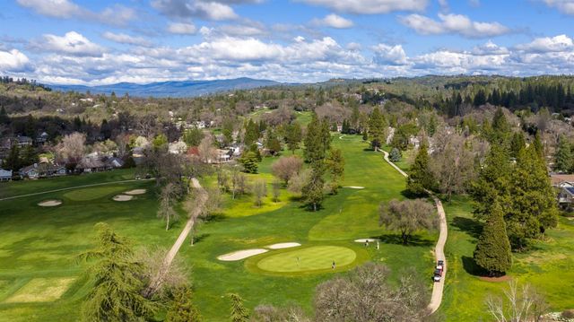 18190 Lake Forest Dr, Penn Valley, CA 95946