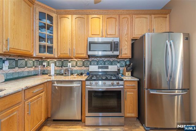 404 Manchester Drive, Nutley, NJ 07110