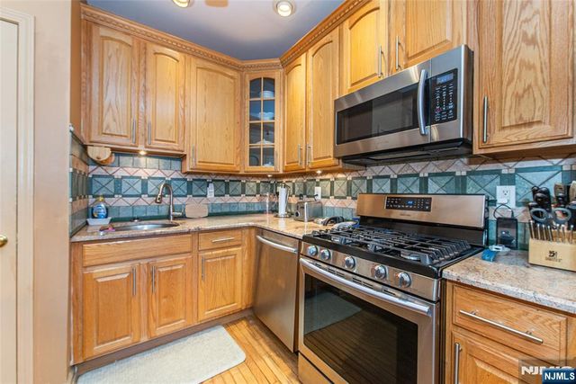 404 Manchester Drive, Nutley, NJ 07110