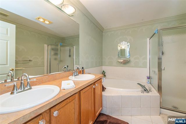 404 Manchester Drive, Nutley, NJ 07110