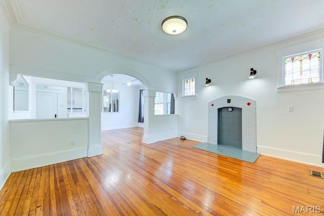 9051 Burton Avenue, Overland, MO 63114