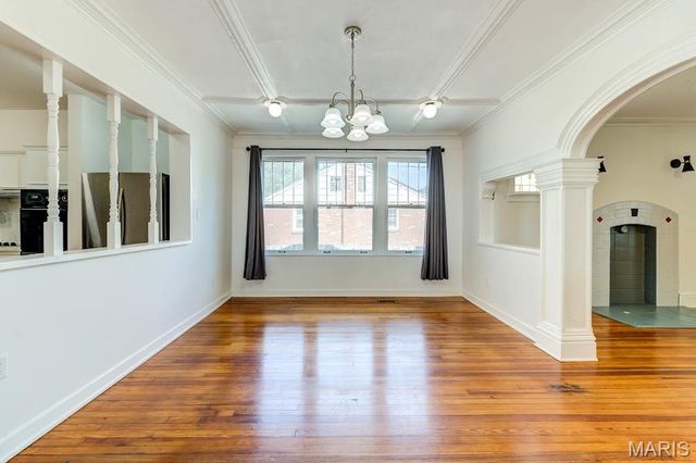 9051 Burton Avenue, Overland, MO 63114