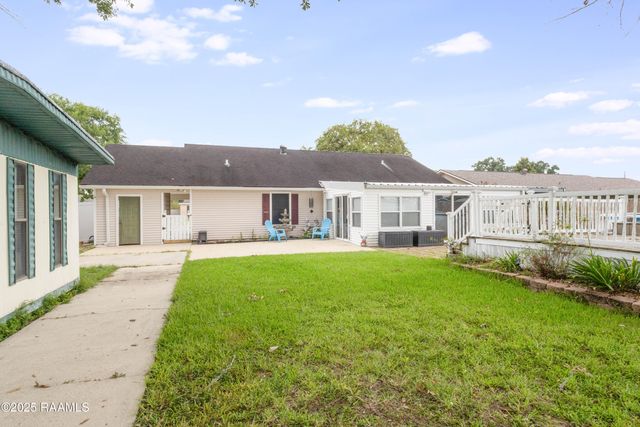 1011 Christopher Street, New Iberia, LA 70563
