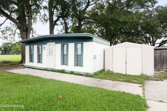 1011 Christopher Street, New Iberia, LA 70563