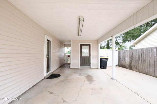 1011 Christopher Street, New Iberia, LA 70563