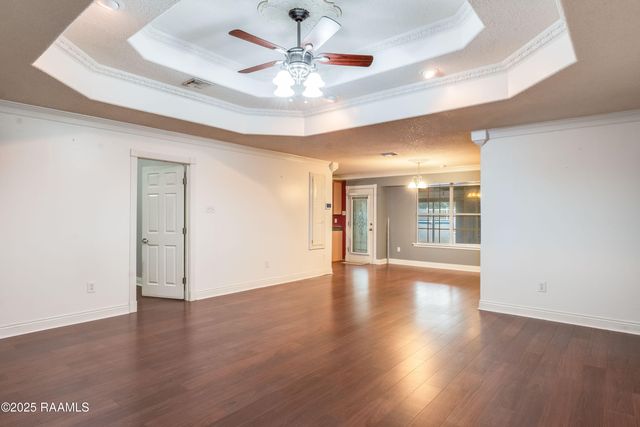 1011 Christopher Street, New Iberia, LA 70563