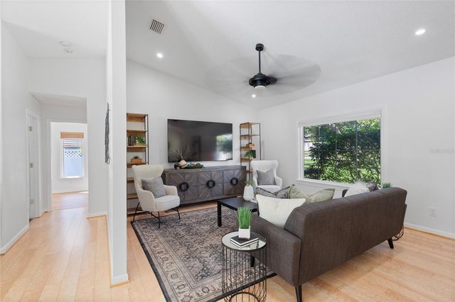 5000 LAKE VALENCIA BOULEVARD W, Palm Harbor, FL 34684