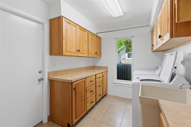 5000 LAKE VALENCIA BOULEVARD W, Palm Harbor, FL 34684