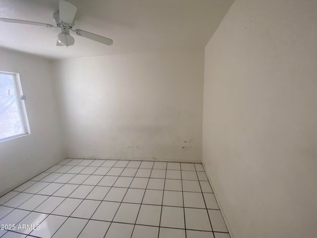 1321 W VOGEL Avenue 7, Phoenix, AZ 85021