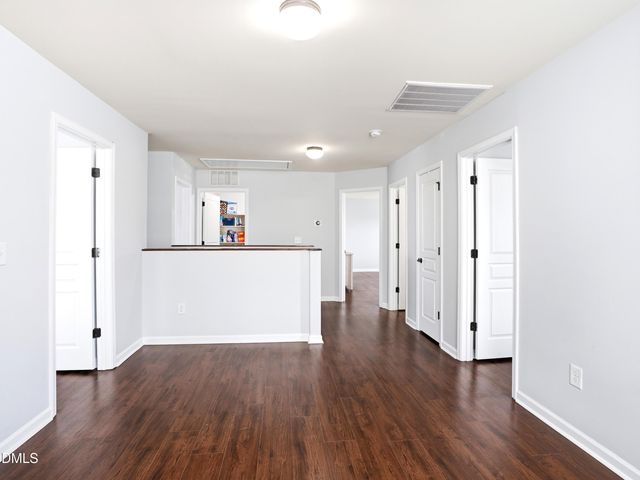 8120 Hovingham Way, Raleigh, NC 27616