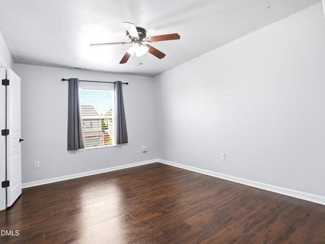 8120 Hovingham Way, Raleigh, NC 27616