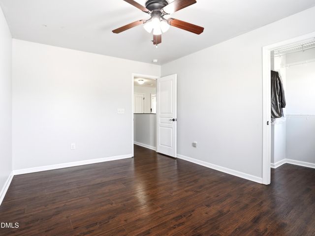 8120 Hovingham Way, Raleigh, NC 27616