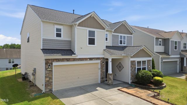 8120 Hovingham Way, Raleigh, NC 27616
