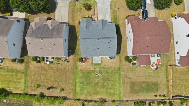 8120 Hovingham Way, Raleigh, NC 27616