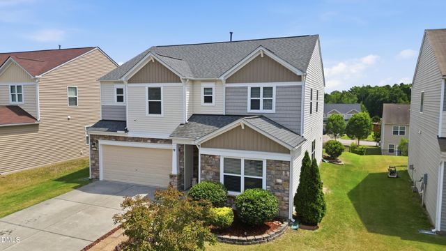 8120 Hovingham Way, Raleigh, NC 27616