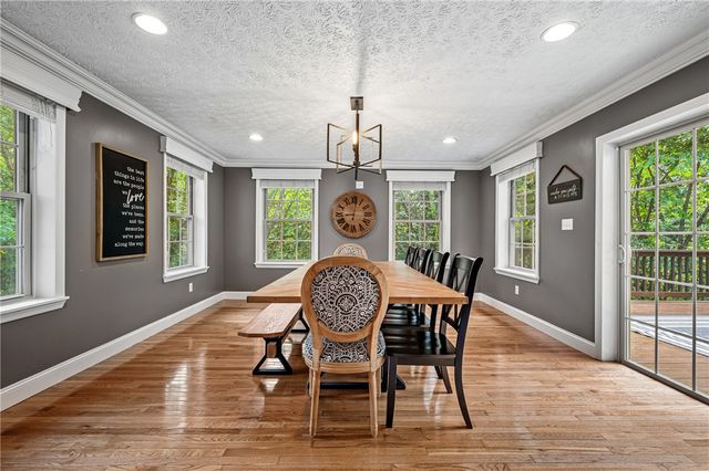 305 Daniela Dr, Allegheny Twp, PA 15068