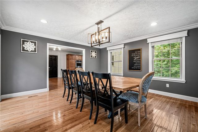 305 Daniela Dr, Allegheny Twp, PA 15068
