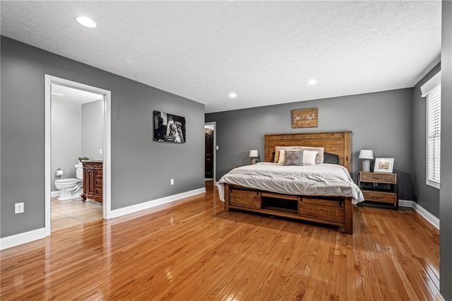305 Daniela Dr, Allegheny Twp, PA 15068