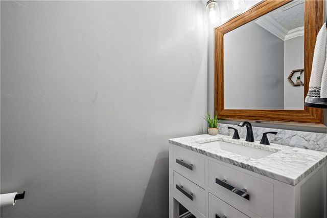 305 Daniela Dr, Allegheny Twp, PA 15068