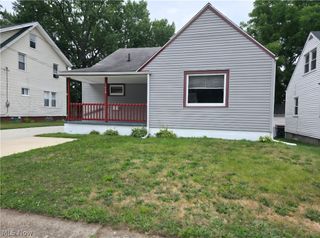 1810 Saint Elmo Avenue NE, Canton, OH 44705