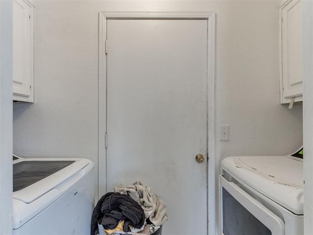 6916 Woodlake Drive, Oklahoma City, OK 73132