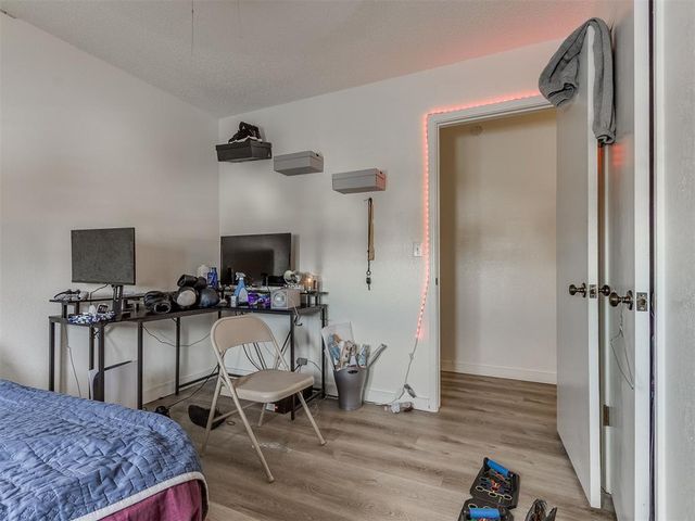 6916 Woodlake Drive, Oklahoma City, OK 73132