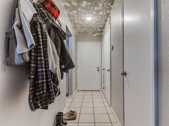 6916 Woodlake Drive, Oklahoma City, OK 73132