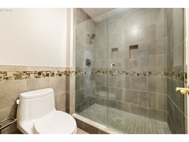 129 Ne 39TH Ave, Hillsboro, OR 97124