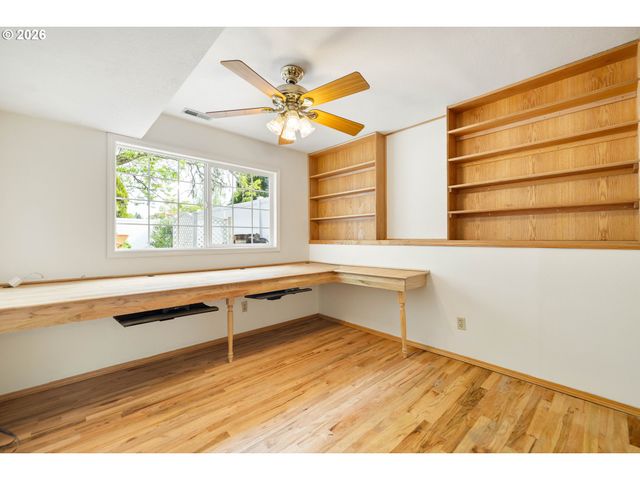 129 Ne 39TH Ave, Hillsboro, OR 97124