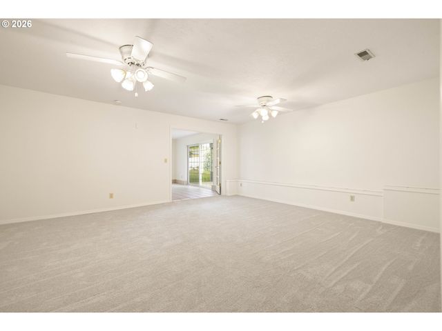 129 Ne 39TH Ave, Hillsboro, OR 97124