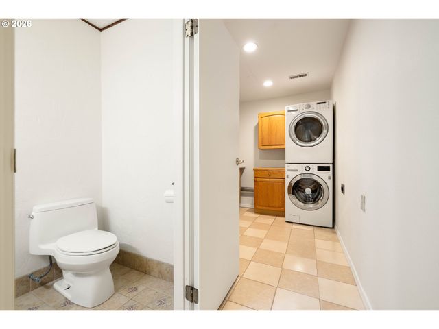 129 Ne 39TH Ave, Hillsboro, OR 97124