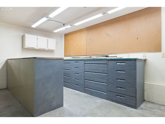 129 Ne 39TH Ave, Hillsboro, OR 97124