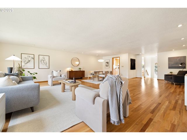 129 Ne 39TH Ave, Hillsboro, OR 97124