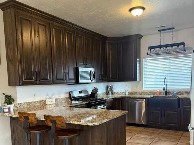 220 E 100 S, Huntington, UT 84528