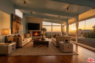 8411 Hollywood Boulevard, West Hollywood, CA 90069