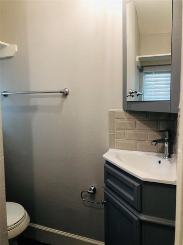 734-A Mcdaniel Street, Houston, TX 77022