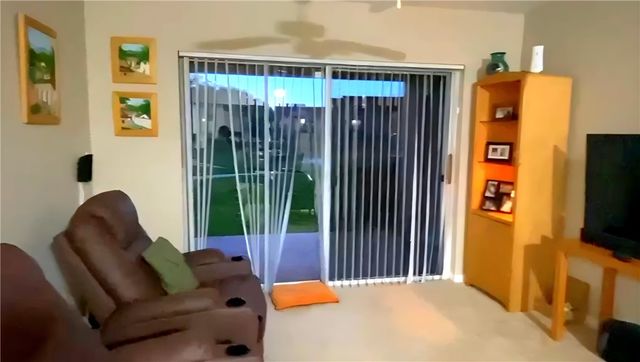 1590 S 42nd Circle 104, Vero Beach, FL 32967