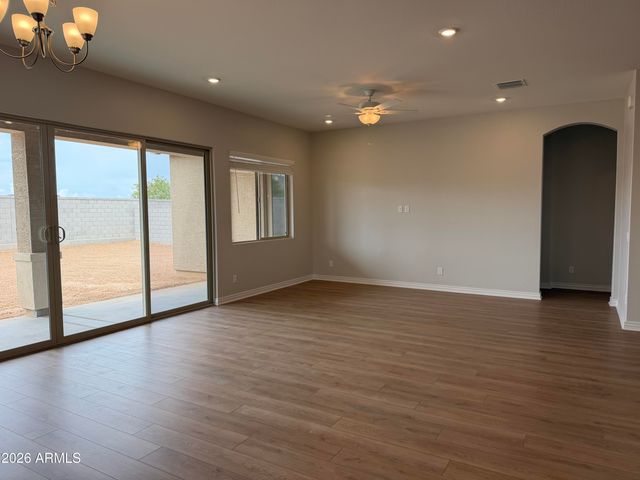 15946 W SAND HILLS Road, Surprise, AZ 85387