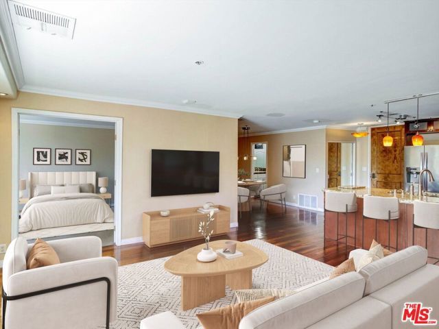 121 S Hope Street 433, Los Angeles, CA 90012