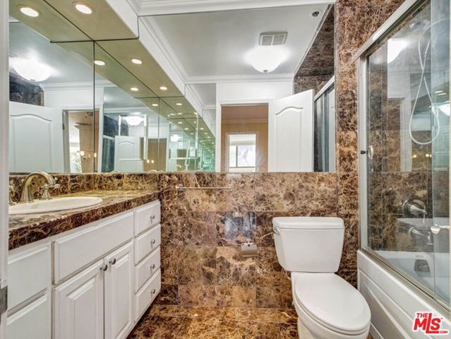 121 S Hope Street 433, Los Angeles, CA 90012