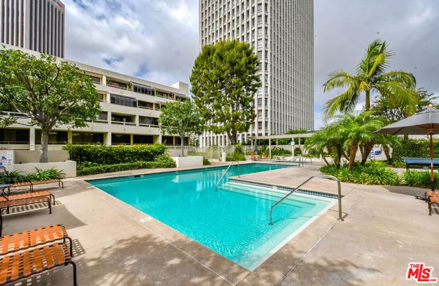 121 S Hope Street 433, Los Angeles, CA 90012