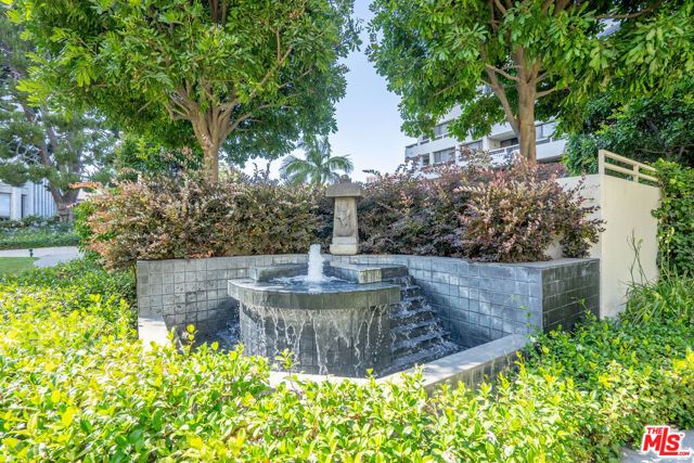 121 S Hope Street 433, Los Angeles, CA 90012