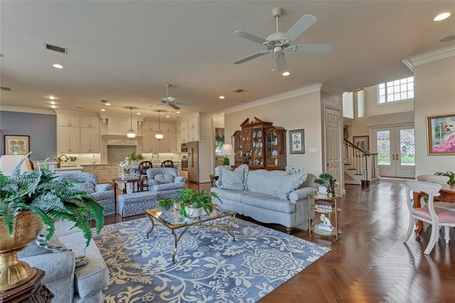 160 Westlake Point, Montgomery, TX 77356