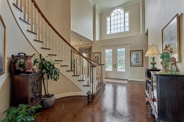 160 Westlake Point, Montgomery, TX 77356