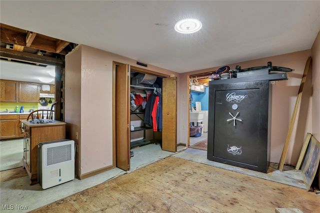 13929 Old Glory Road, Lore City, OH 43755