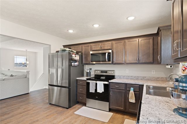 8156 Kepley Drive NE, New Salisbury, IN 47161
